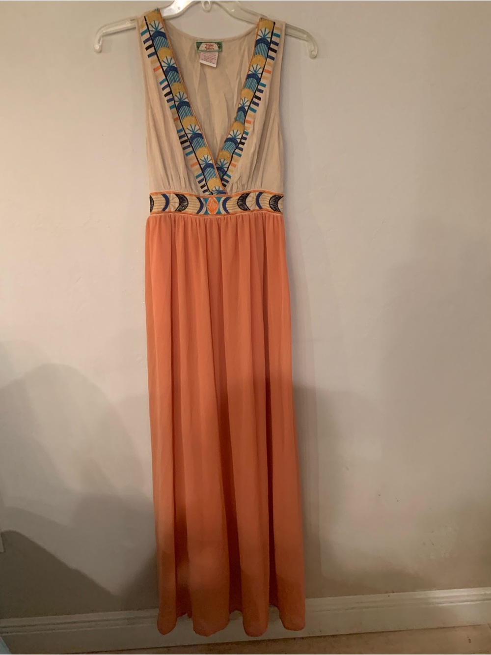 Flying Tomato Boho Peach Maxi Dress with Embroidered Print V-Detail Size Small